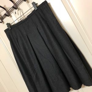BURBERRY LONDON WOOL SKIRT